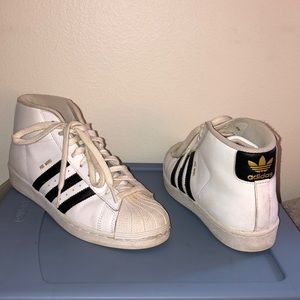 Addidias high tops pro model size 7